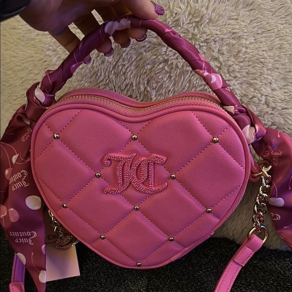 Juicy Couture Pink/Raspberry Multi Holding the Line Heart-Shaped Quilted Bag - Picture 6 of 13